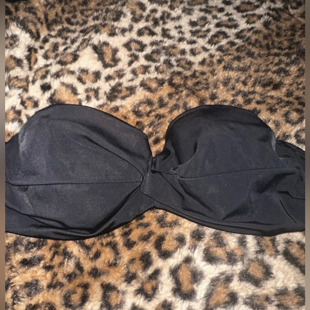 Victorias Secret Elegant Black Strapless Bra